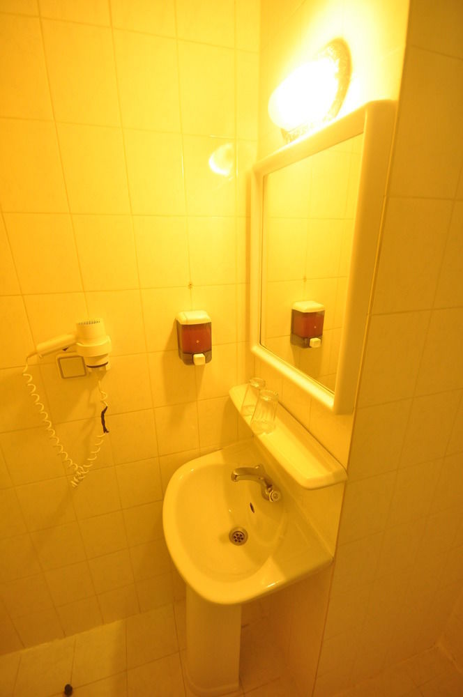 Sun Maris City Hotel Marmaris Esterno foto